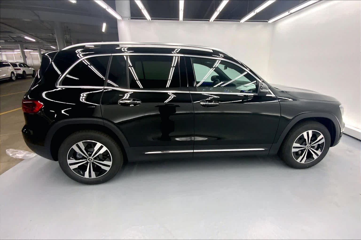2026 Mercedes-Benz GLB 250 SUV
