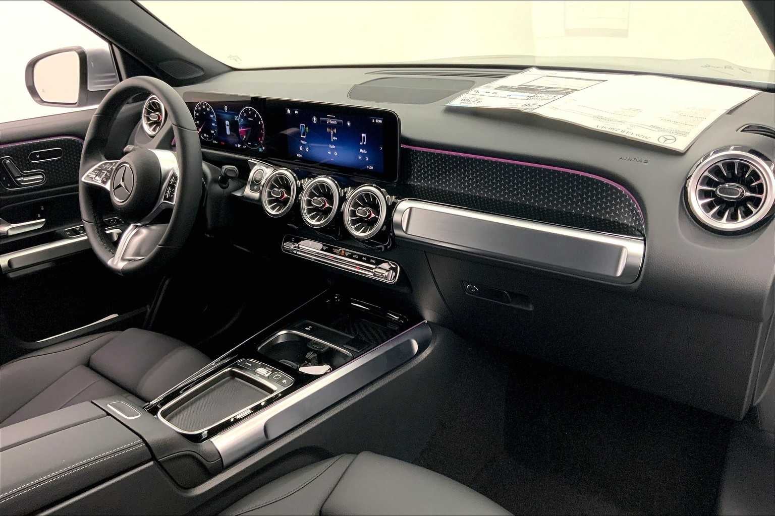 2026 Mercedes-Benz GLB 250 SUV