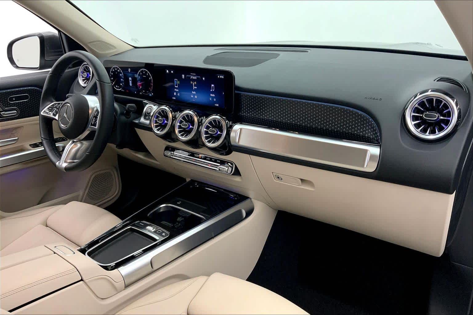 2026 Mercedes-Benz GLB 250 SUV