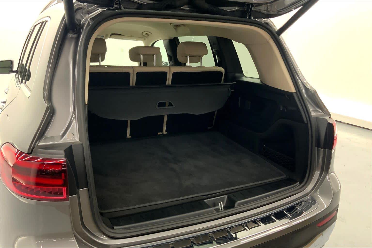 2026 Mercedes-Benz GLB 250 SUV