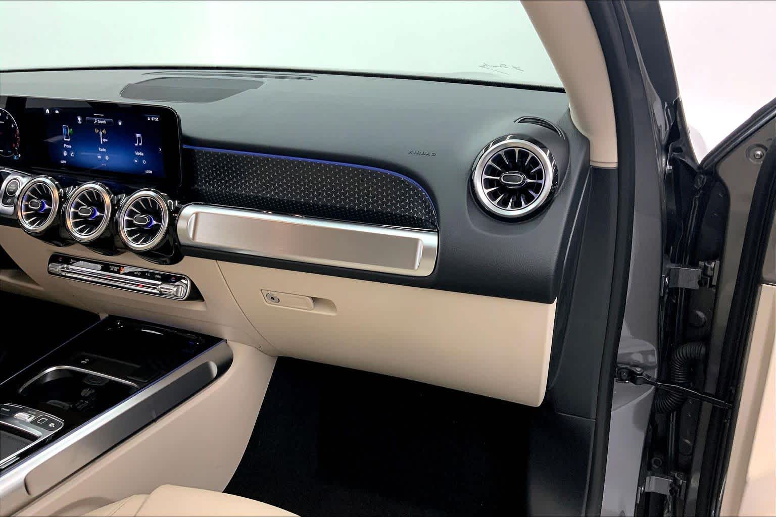 2026 Mercedes-Benz GLB 250 SUV