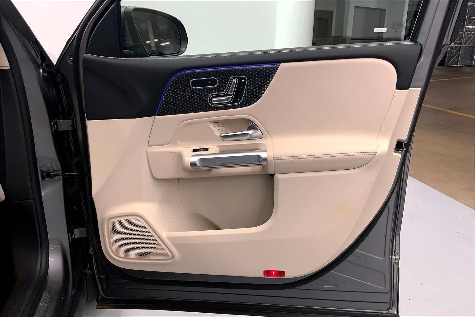 2026 Mercedes-Benz GLB 250 SUV