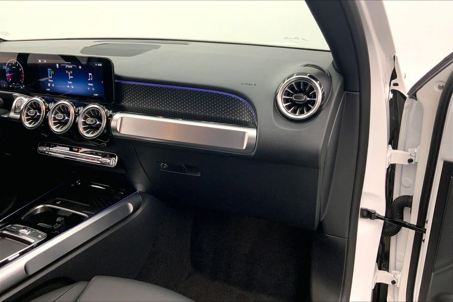 2026 Mercedes-Benz GLB 250 SUV