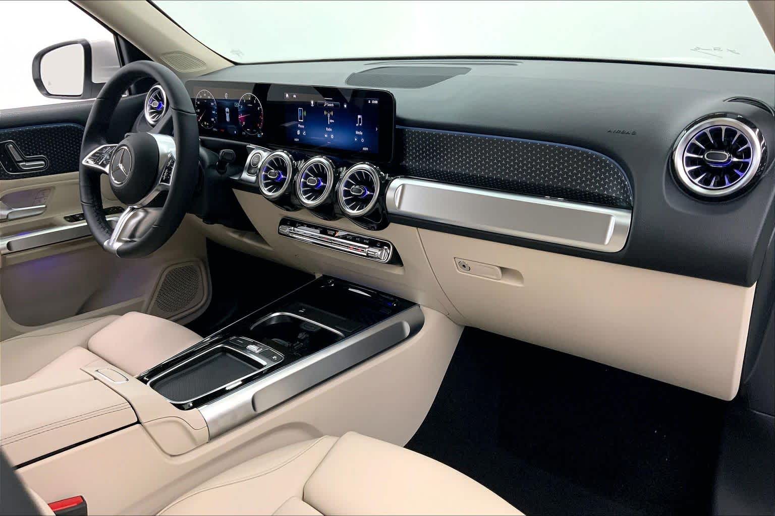 2026 Mercedes-Benz GLB 250 SUV