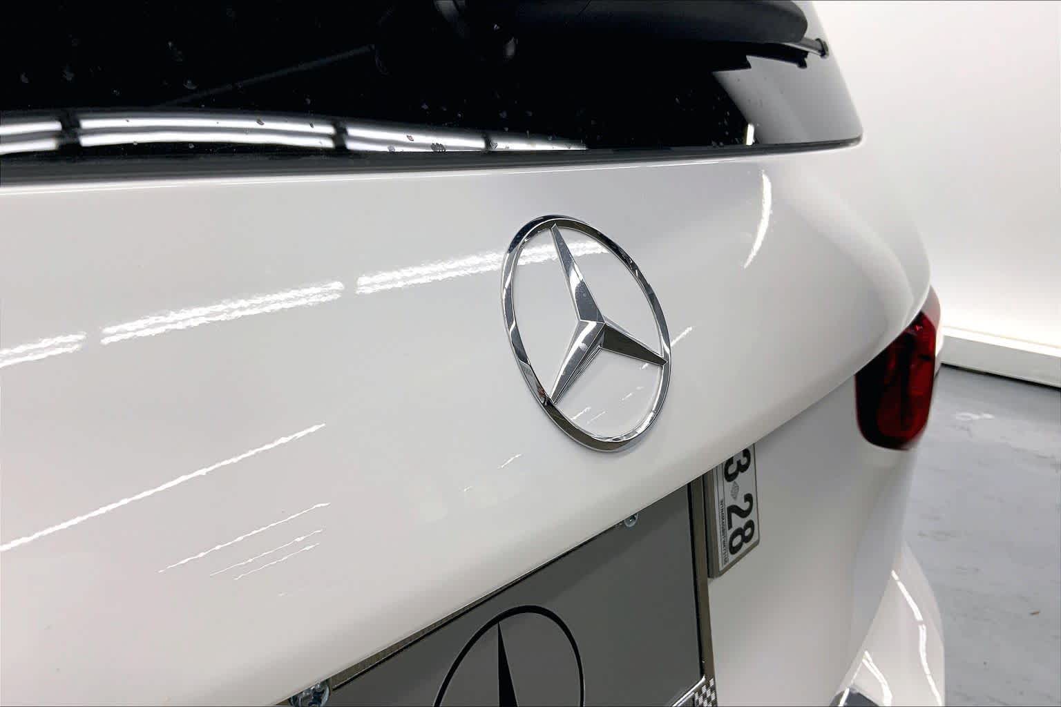 2026 Mercedes-Benz GLB 250 SUV