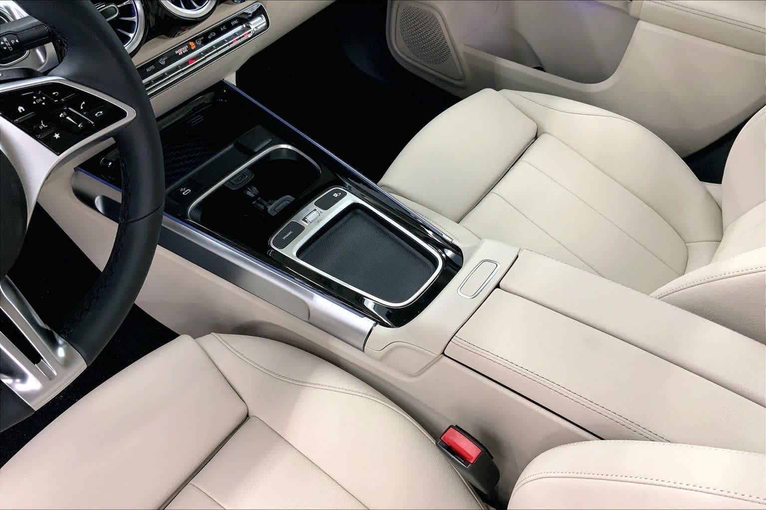 2026 Mercedes-Benz GLB 250 SUV