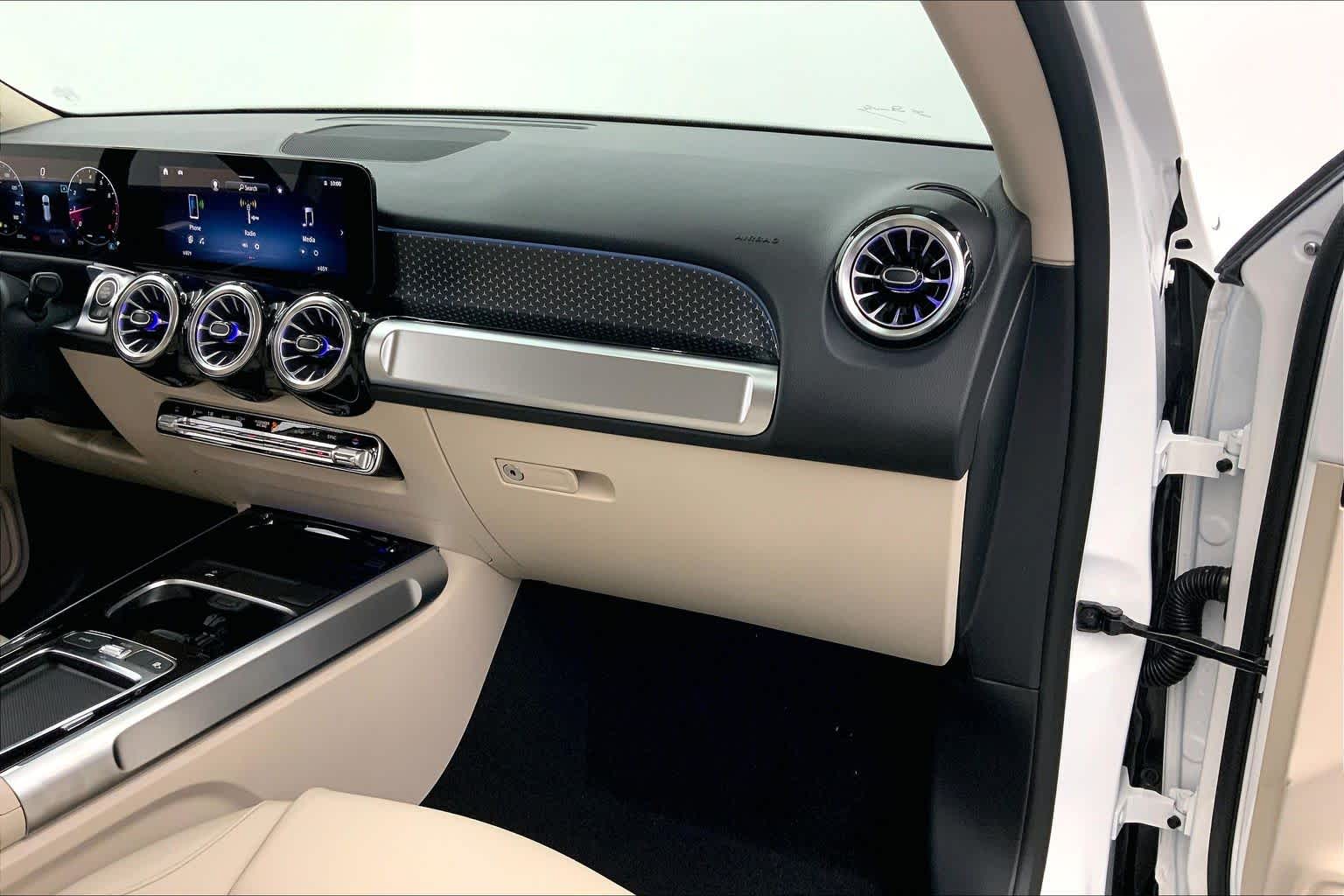 2026 Mercedes-Benz GLB 250 SUV