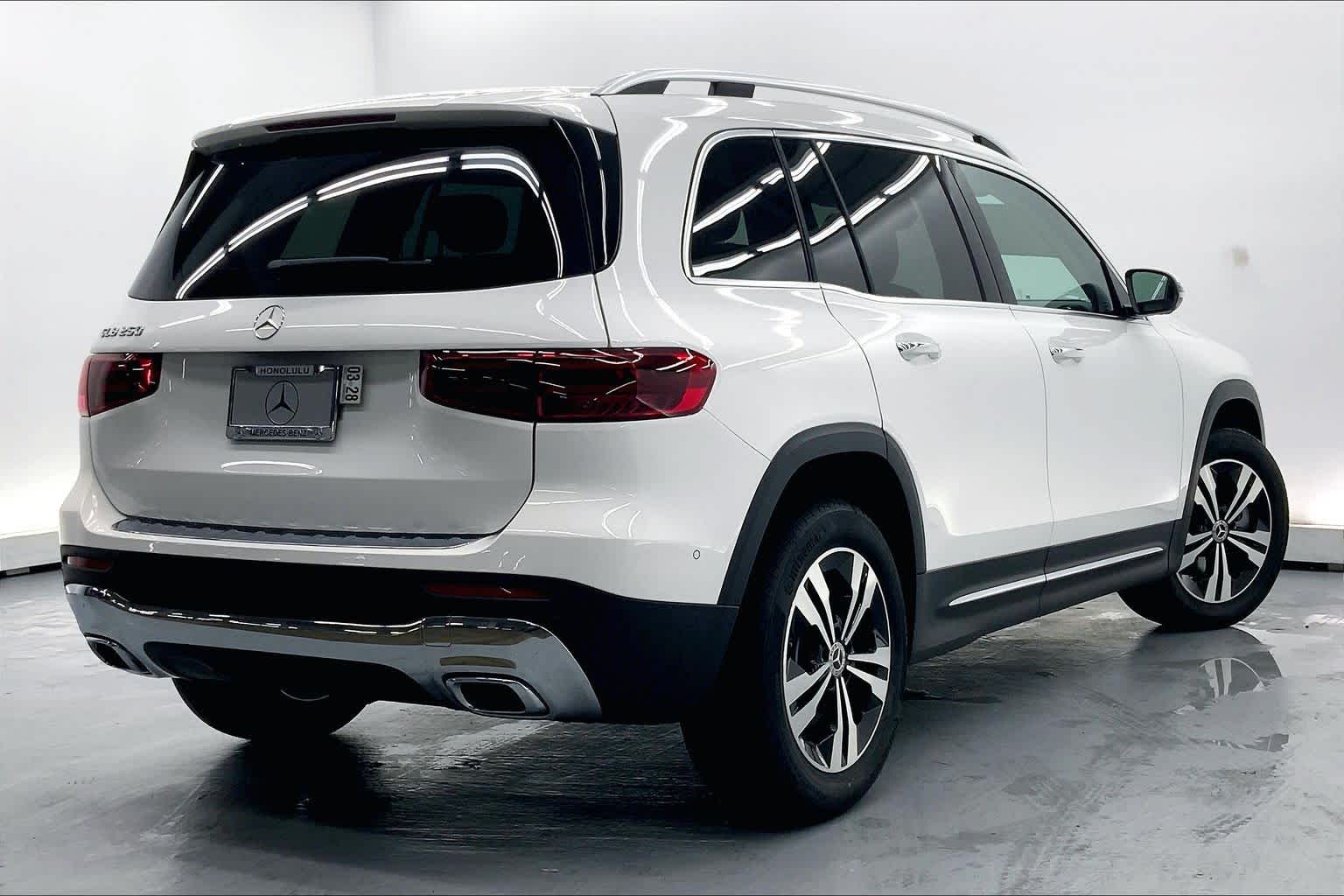 2026 Mercedes-Benz GLB 250 SUV