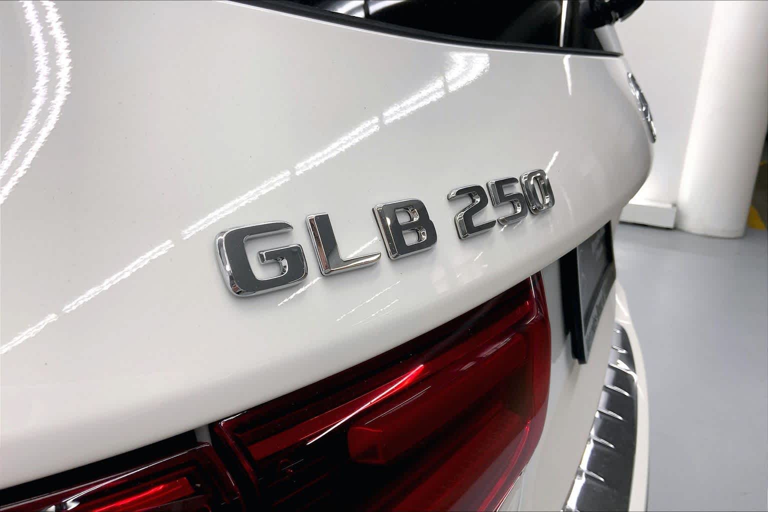 2025 Mercedes-Benz GLB GLB 250