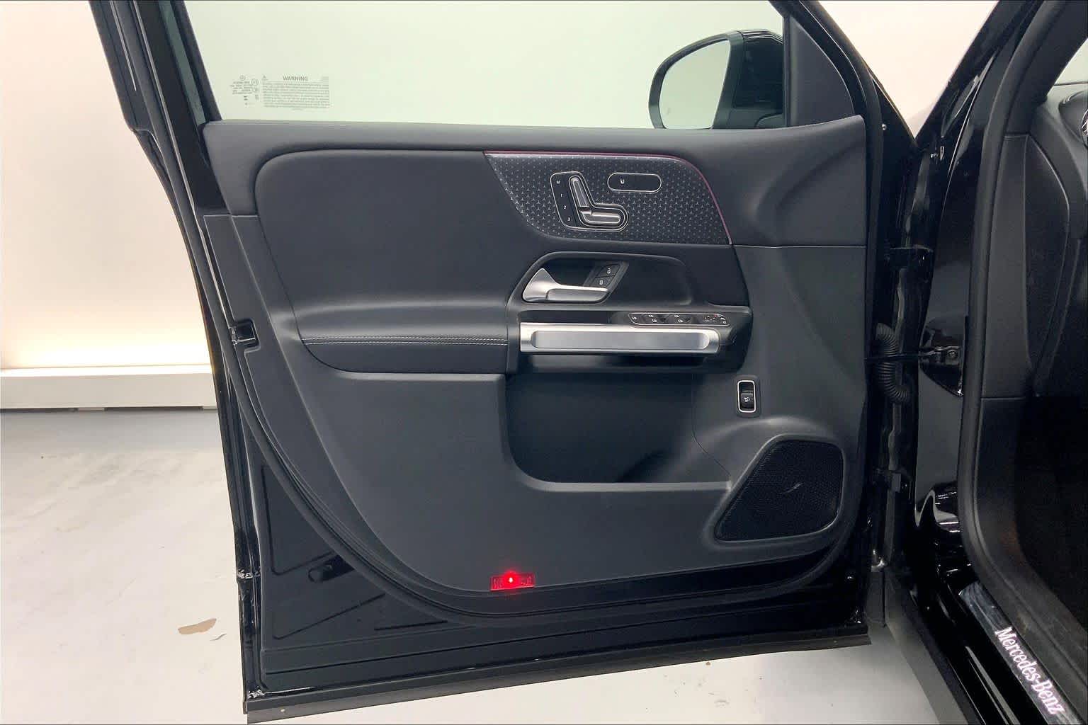 2025 Mercedes-Benz GLB GLB 250