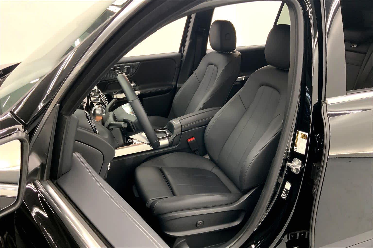 2026 Mercedes-Benz GLB 250 SUV