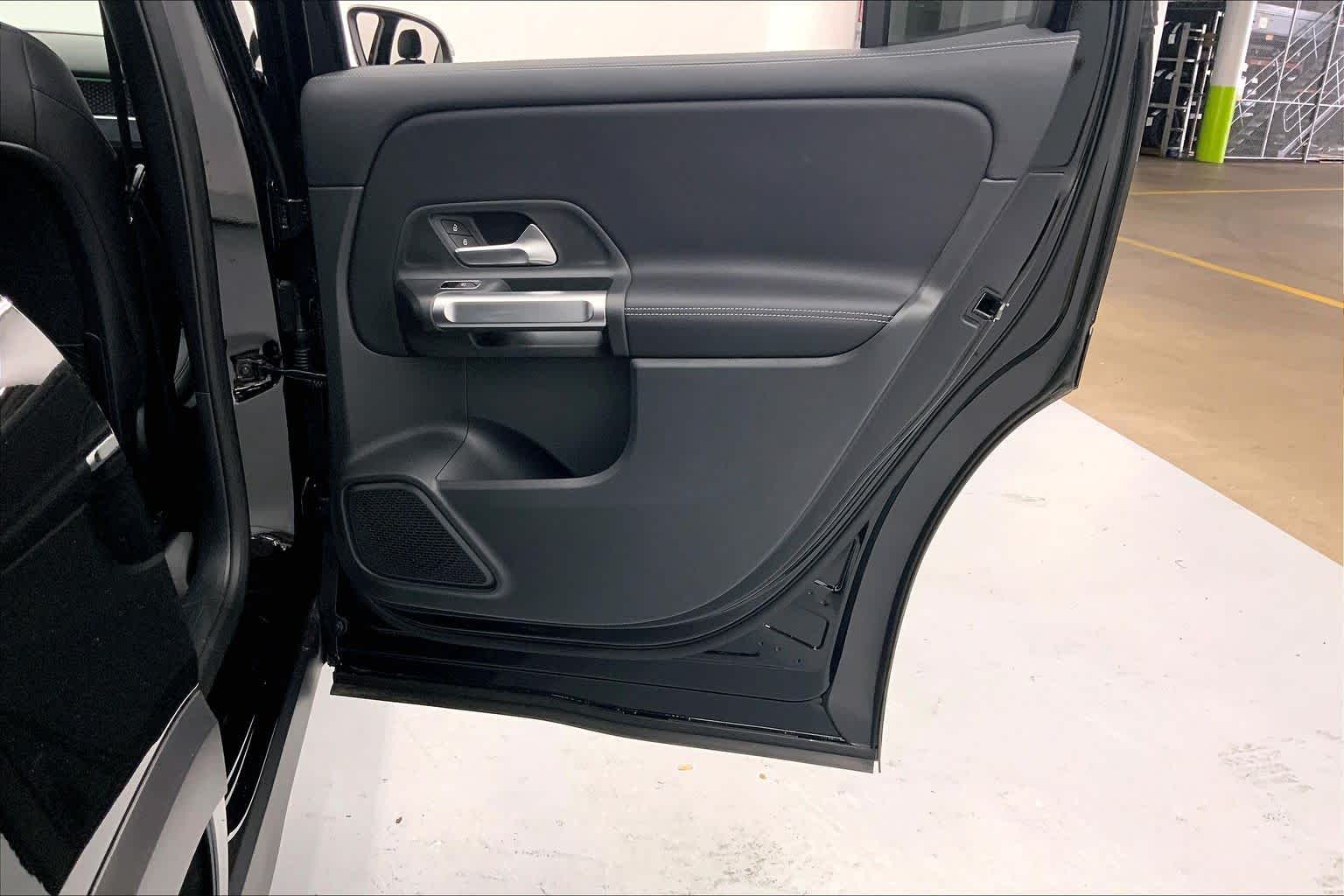 2026 Mercedes-Benz GLB 250 SUV