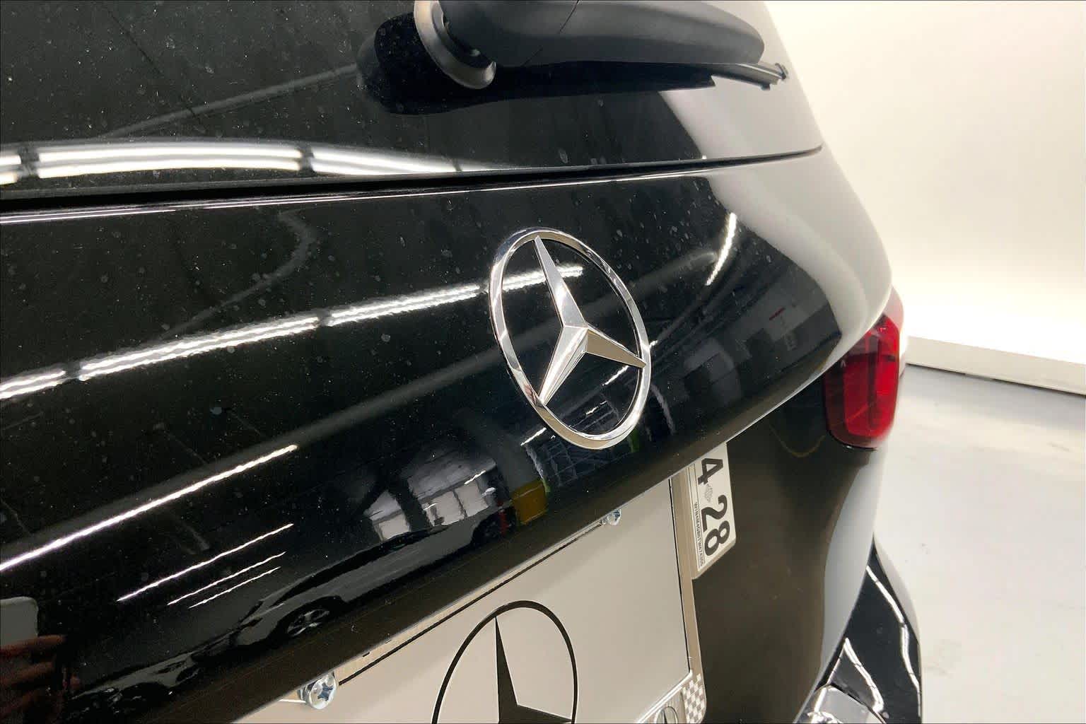 2026 Mercedes-Benz GLB 250 SUV