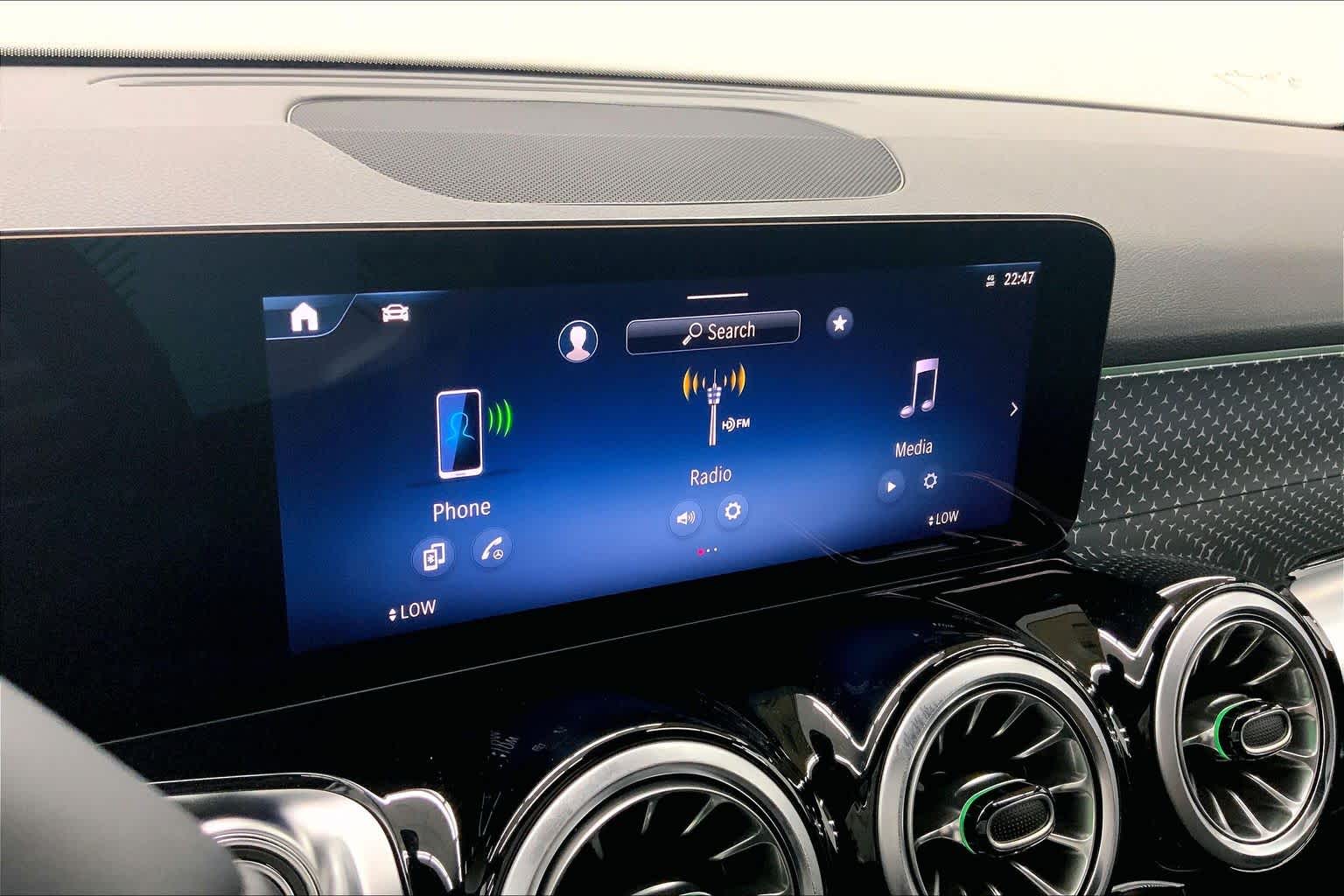 2026 Mercedes-Benz GLB 250 SUV