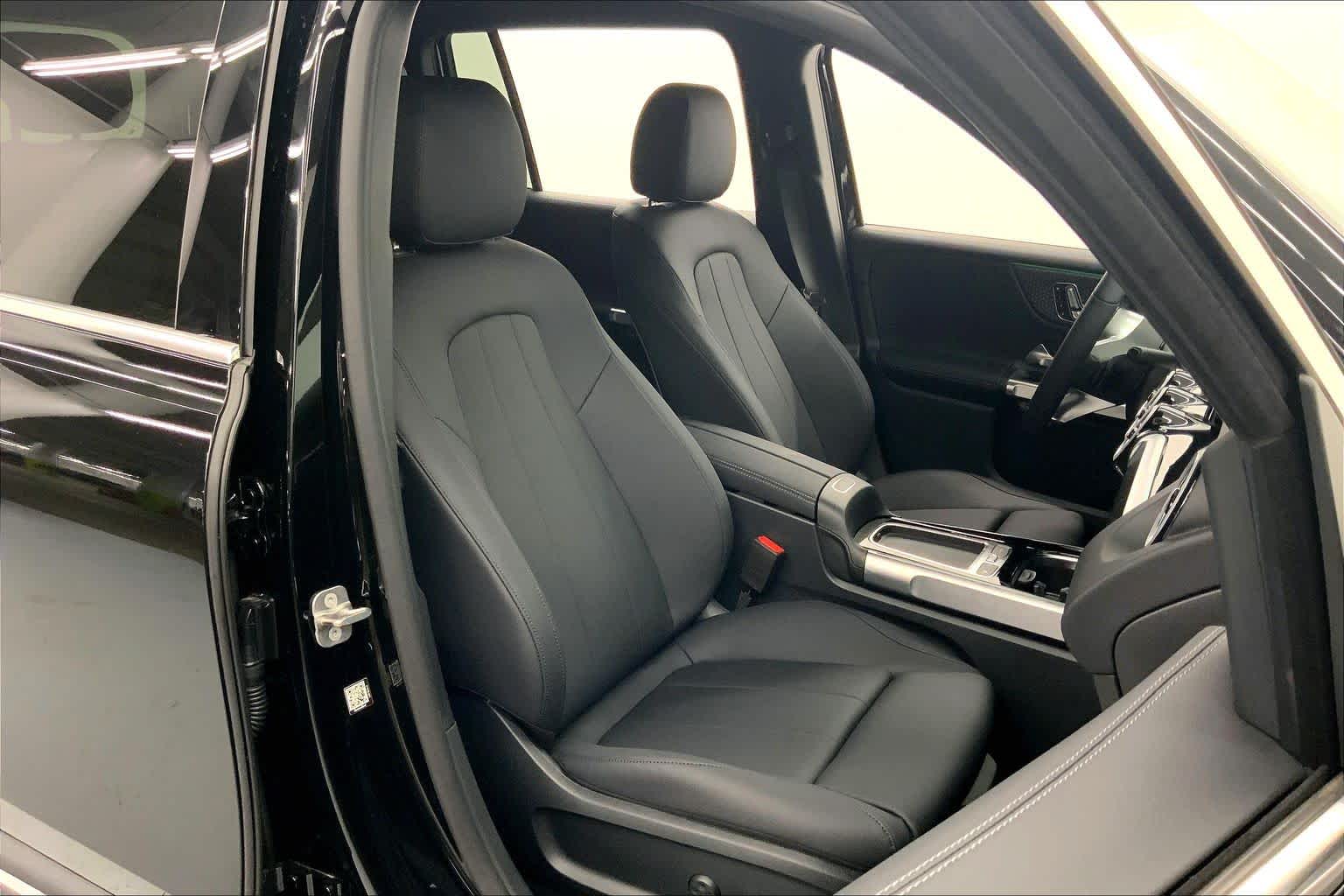 2026 Mercedes-Benz GLB 250 SUV