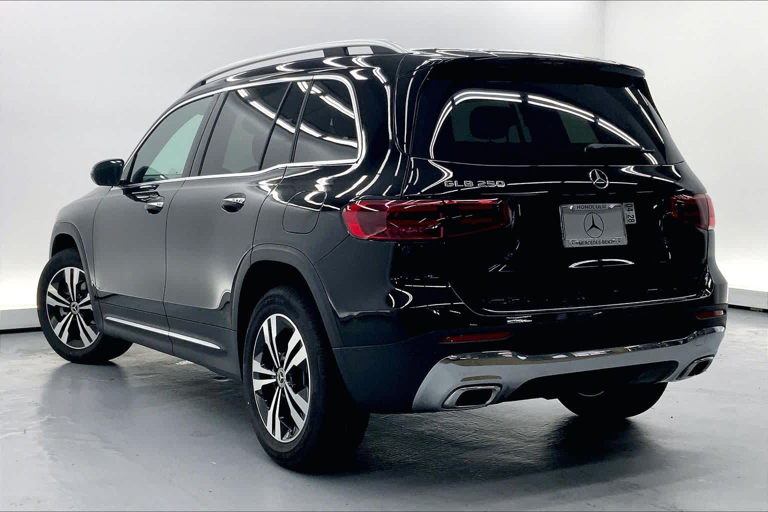 2026 Mercedes-Benz GLB 250 SUV