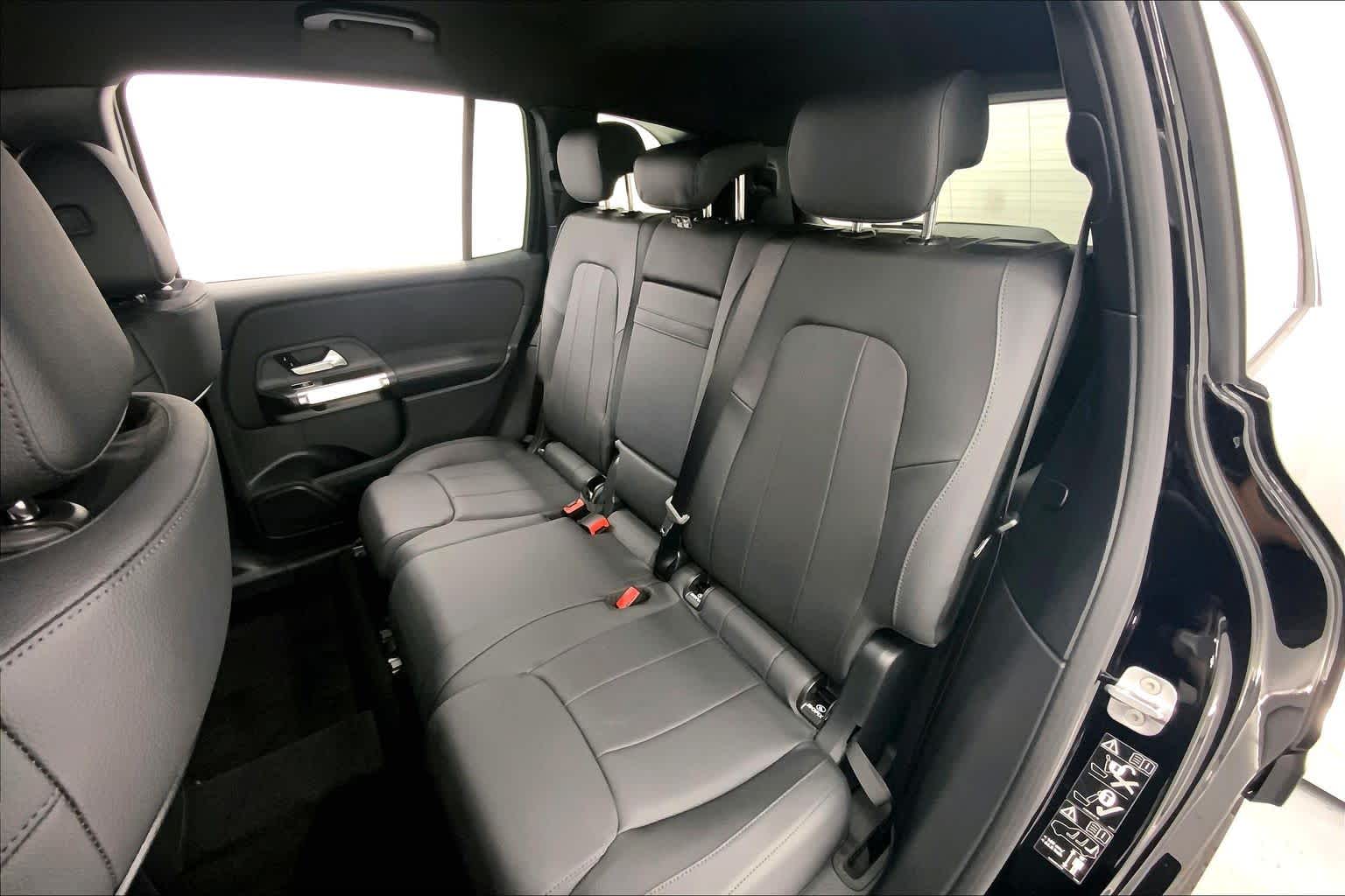 2026 Mercedes-Benz GLB 250 SUV