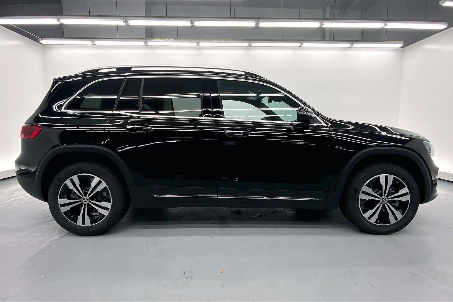 2026 Mercedes-Benz GLB 250 SUV