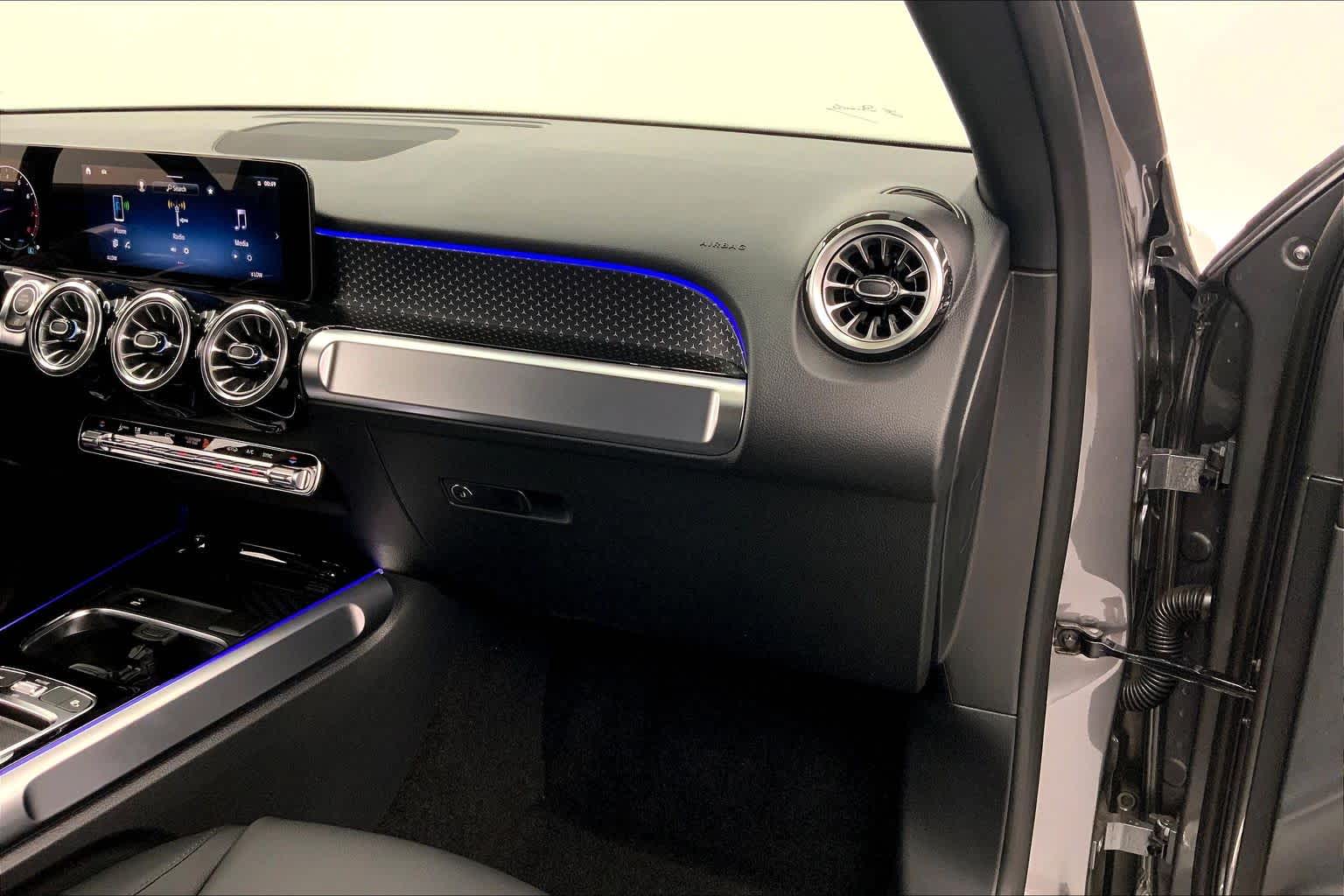 2026 Mercedes-Benz GLB 250 SUV