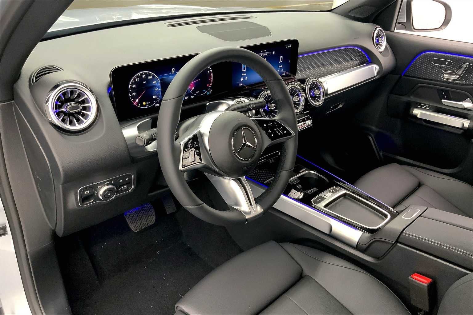 2026 Mercedes-Benz GLB 250 SUV