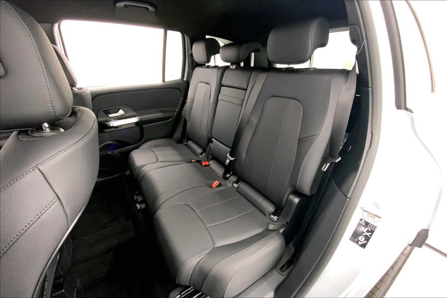 2026 Mercedes-Benz GLB 250 SUV