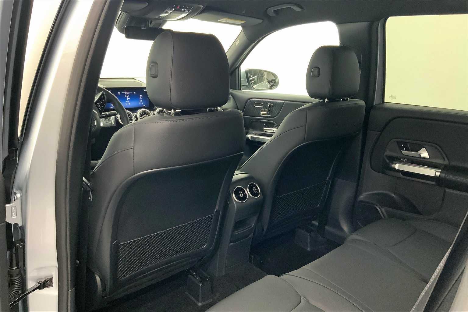 2026 Mercedes-Benz GLB 250 SUV