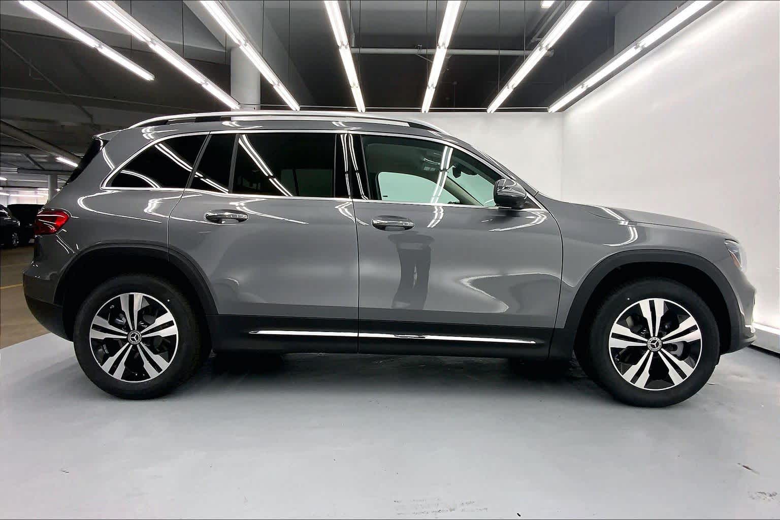 2026 Mercedes-Benz GLB 250 SUV