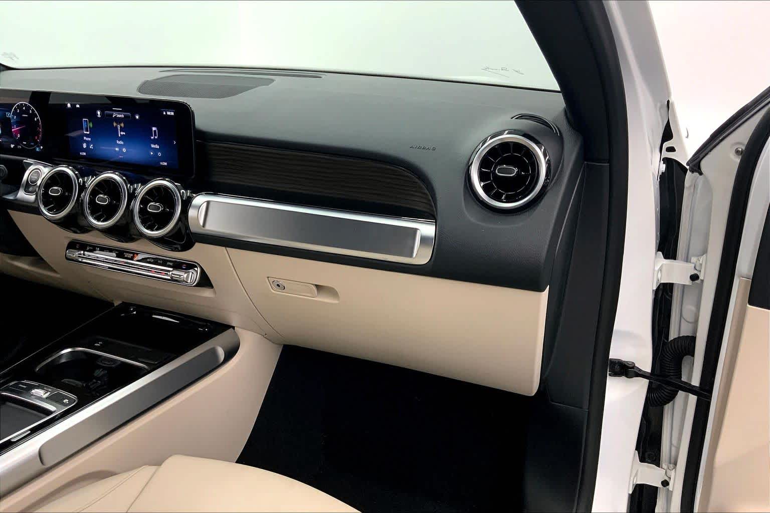 2026 Mercedes-Benz GLB 250 SUV