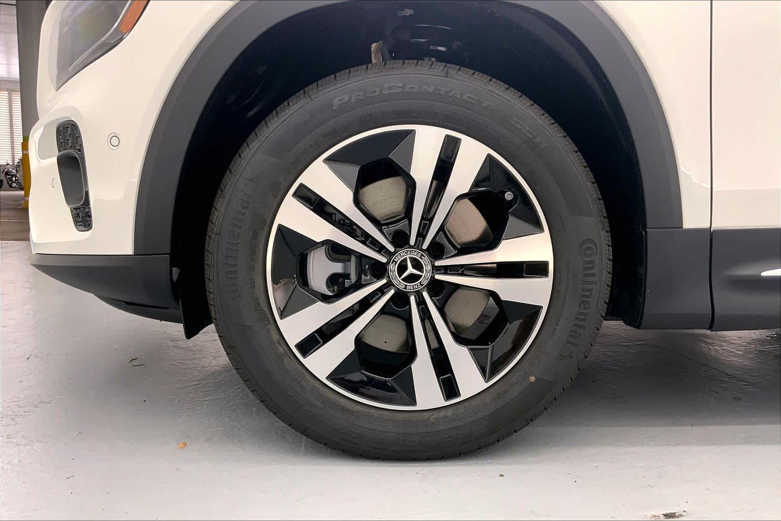 2026 Mercedes-Benz GLB 250 SUV