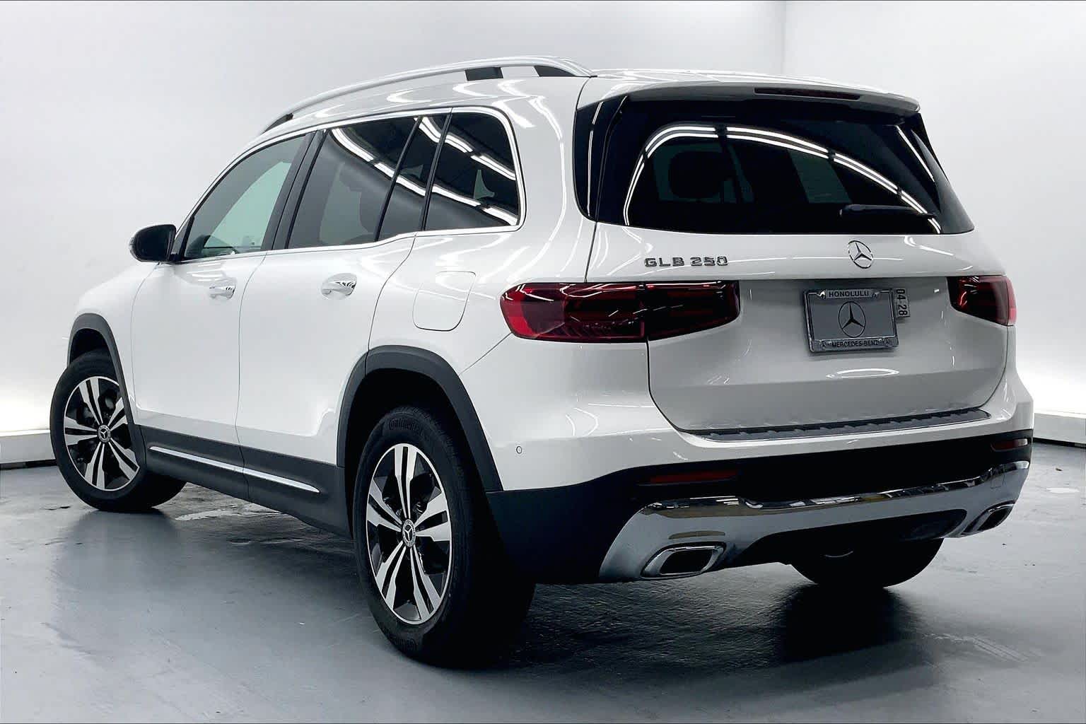 2026 Mercedes-Benz GLB 250 SUV