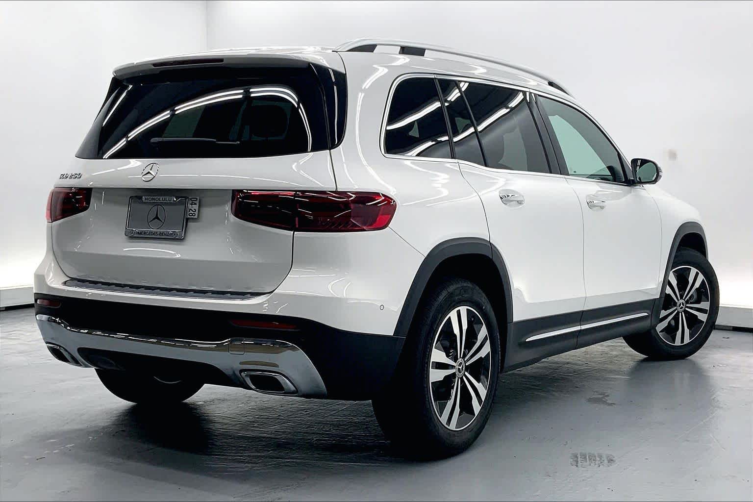 2026 Mercedes-Benz GLB 250 SUV