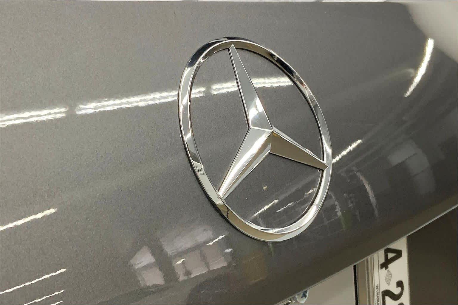 2026 Mercedes-Benz GLB 250 SUV