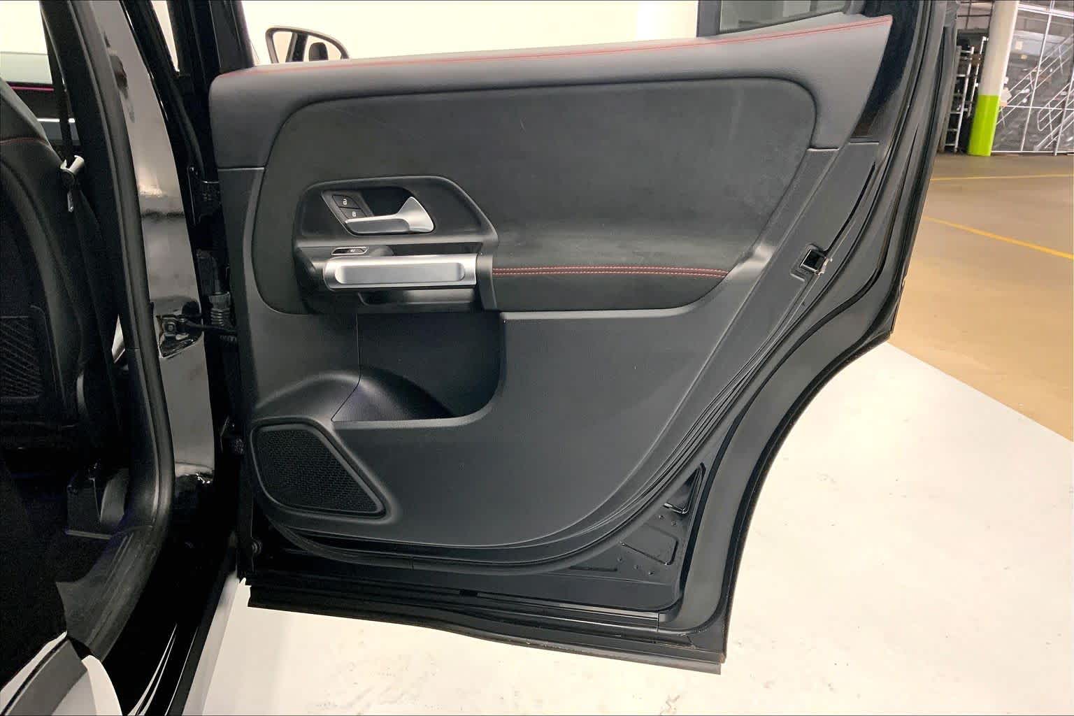 2021 Mercedes-Benz GLB 250 GLB 250