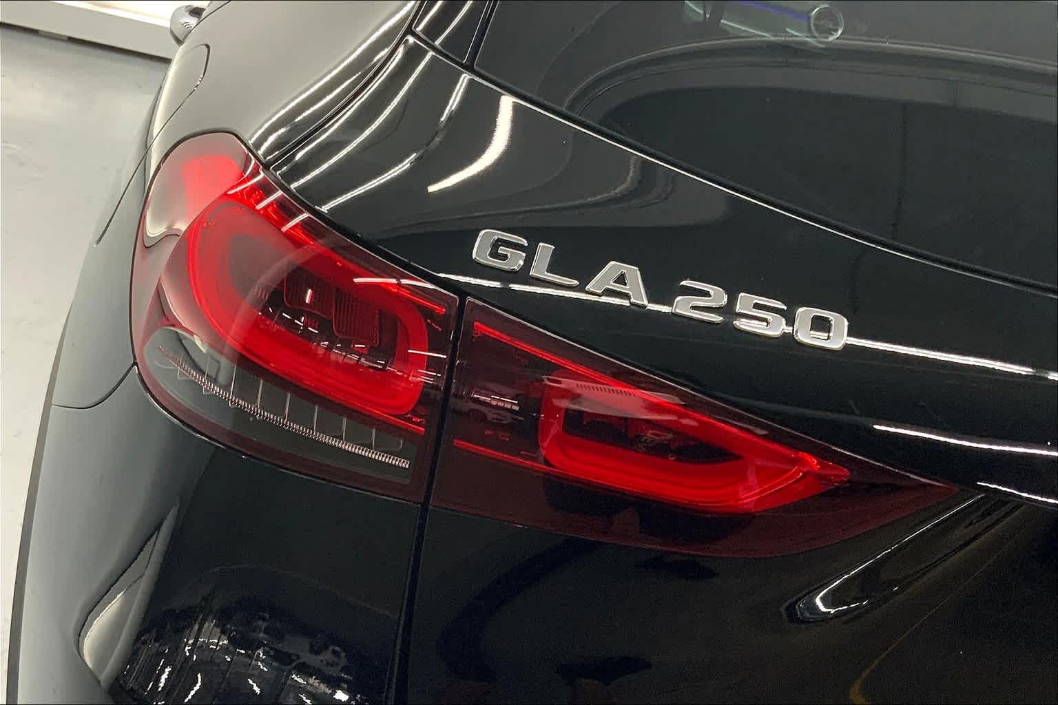 2023 Mercedes-Benz GLA 250 SUV