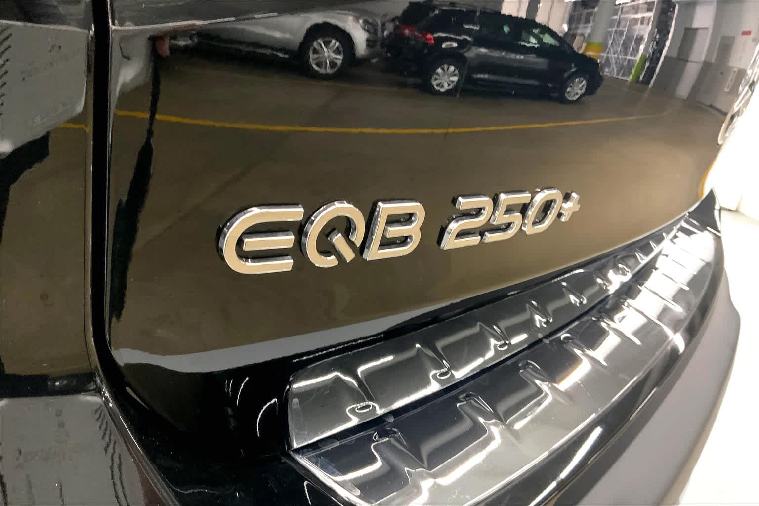 2024 Mercedes-Benz EQB 250+ SUV