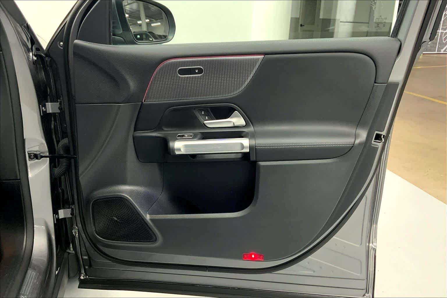 2022 Mercedes-Benz EQB EQB 350