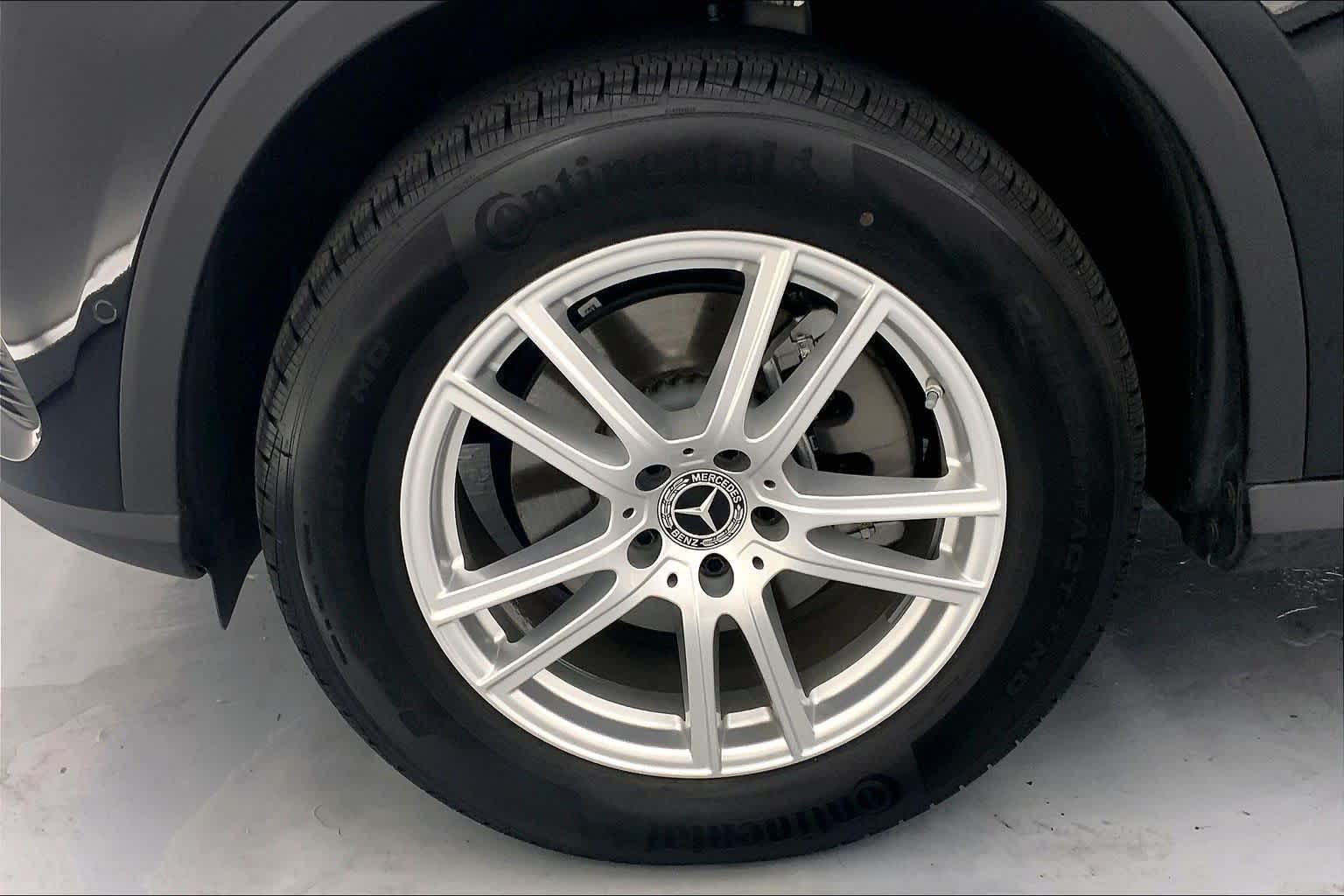 2025 Mercedes-Benz GLC GLC 300