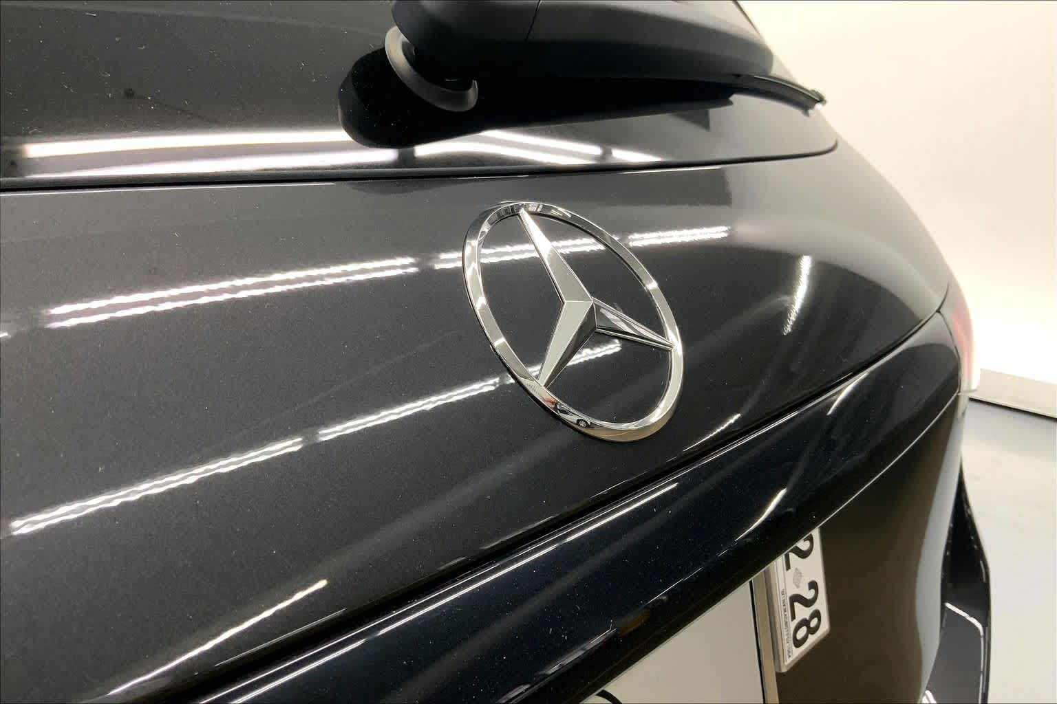 2026 Mercedes-Benz GLC 300 SUV