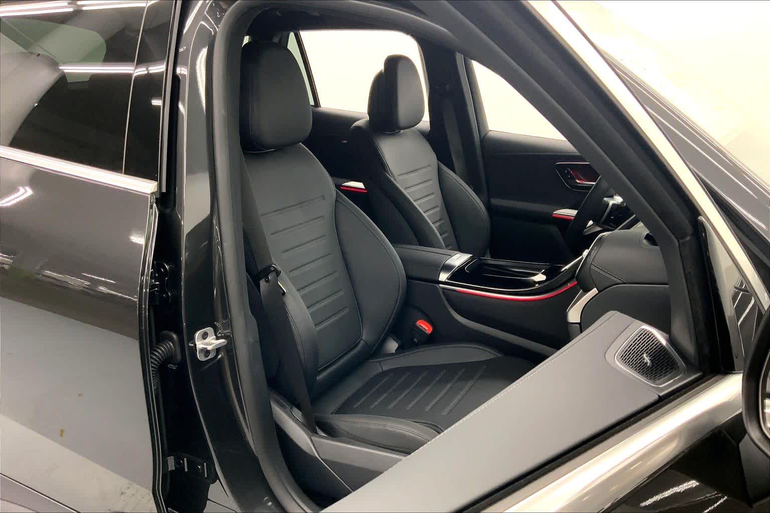 2026 Mercedes-Benz GLC 300 SUV