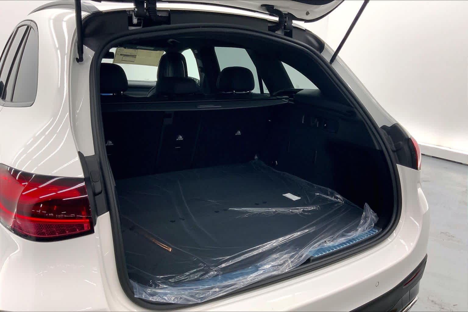 2026 Mercedes-Benz GLC 300 GLC 300