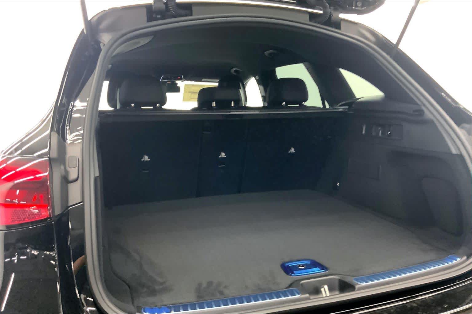 2026 Mercedes-Benz GLC 300 SUV