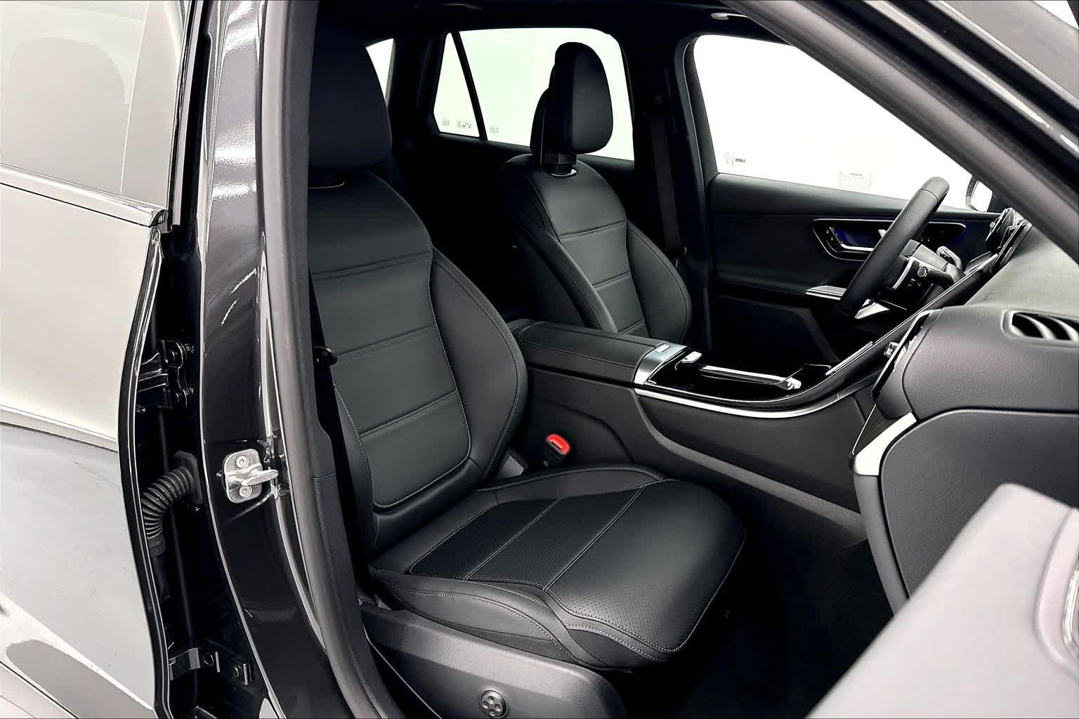 2027 Mercedes-Benz GLC 300 SUV