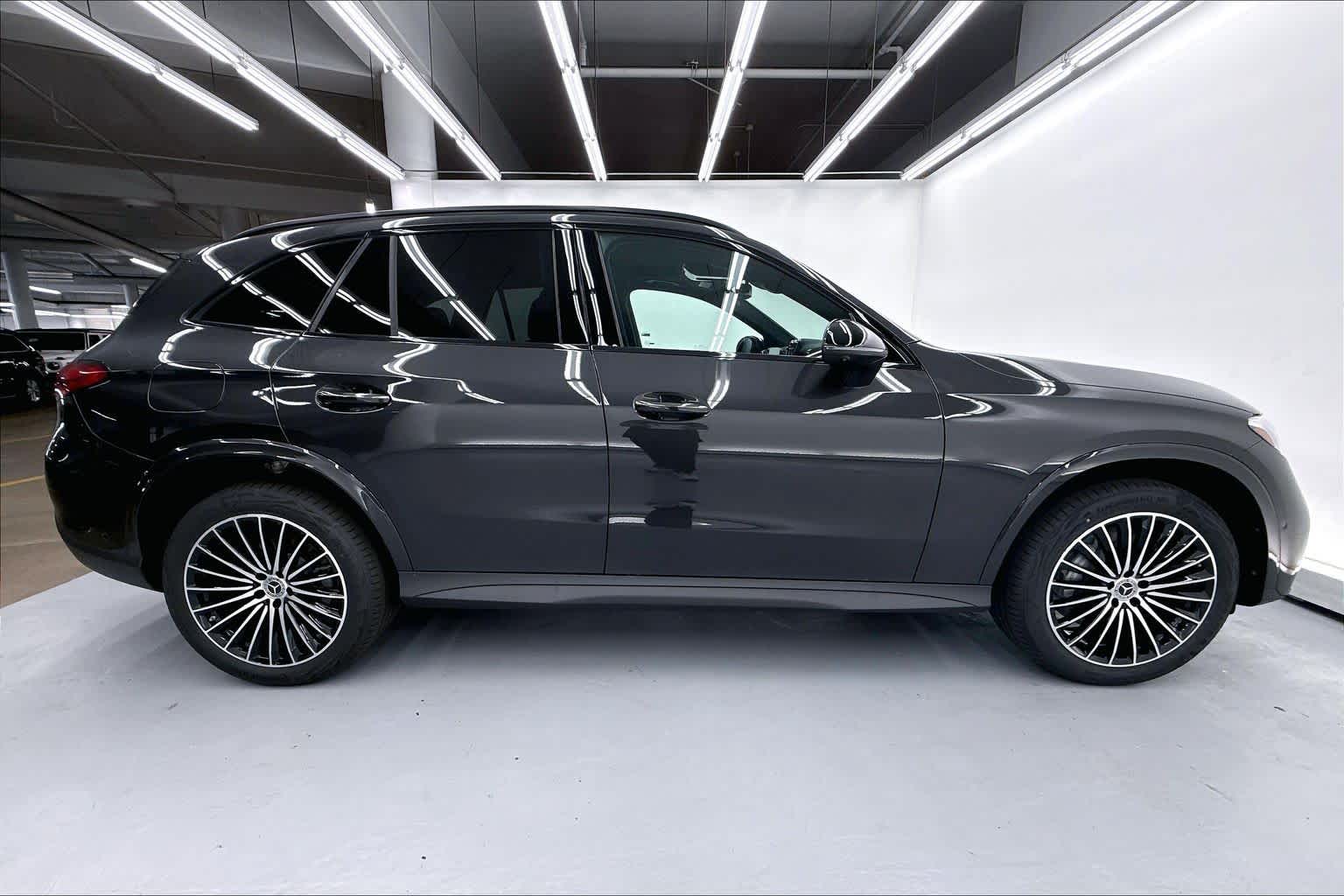 2027 Mercedes-Benz GLC 300 SUV