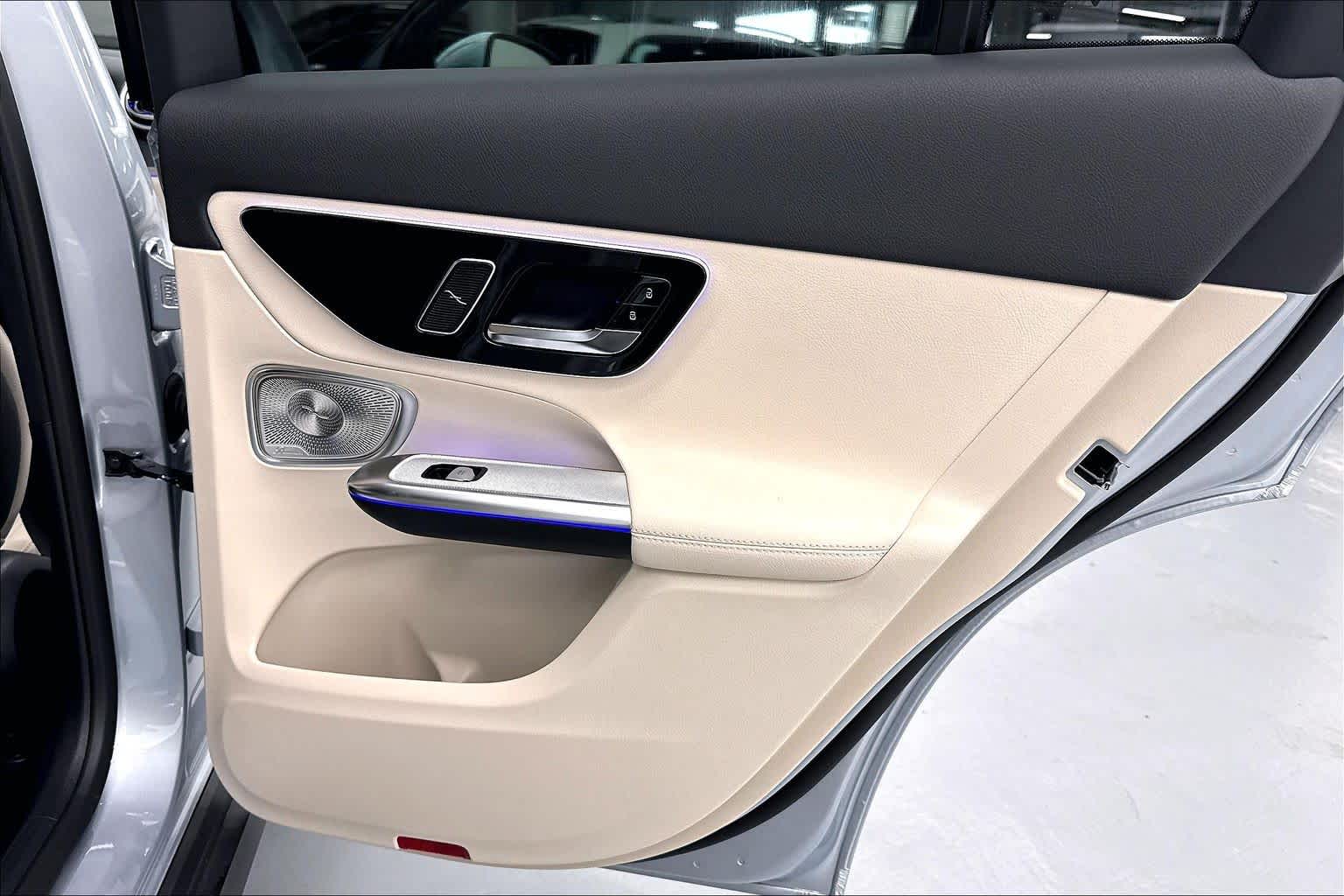 2027 Mercedes-Benz GLC 300 SUV