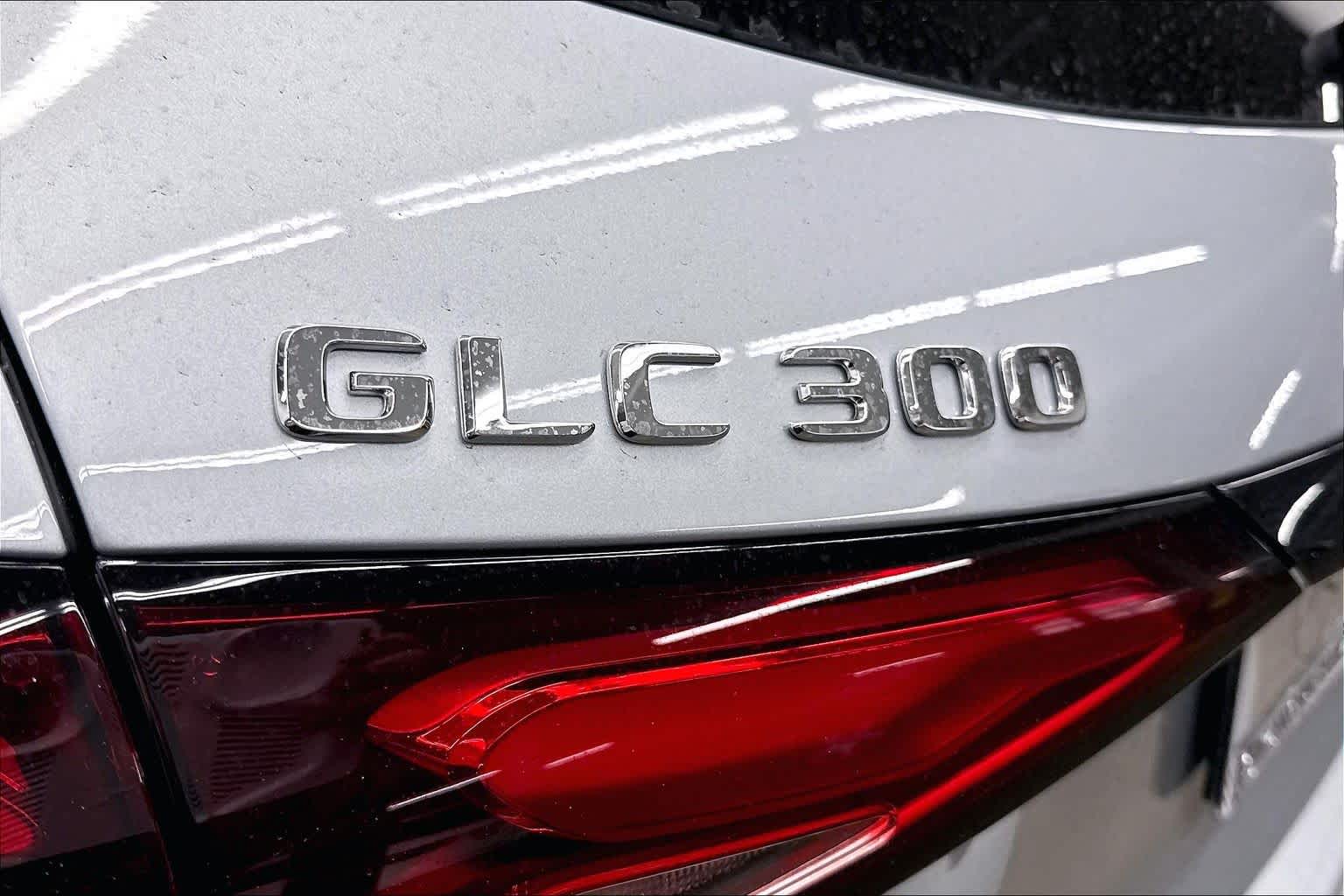2027 Mercedes-Benz GLC 300 SUV