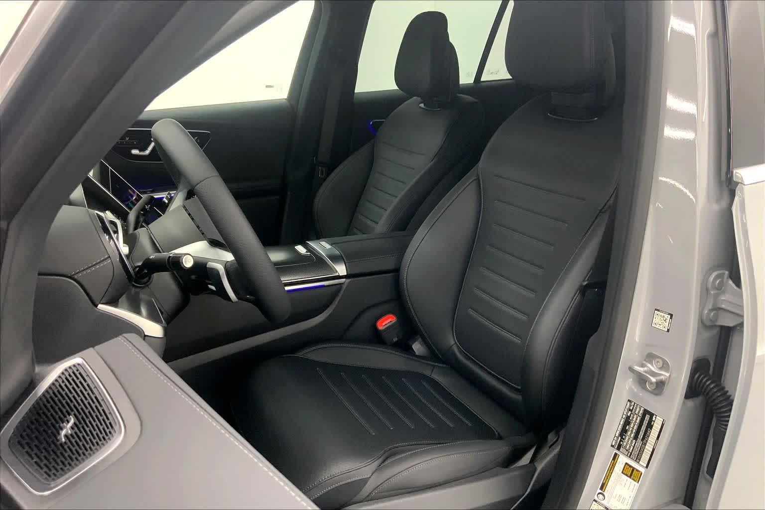 2026 Mercedes-Benz GLC 300 SUV
