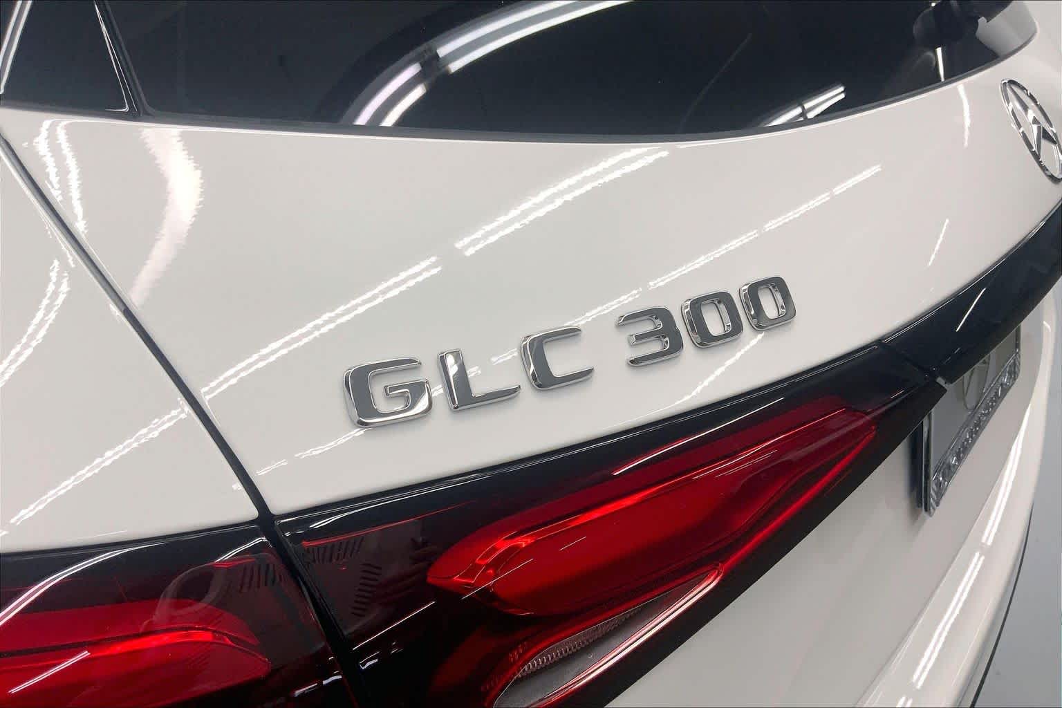 2026 Mercedes-Benz GLC 300 SUV