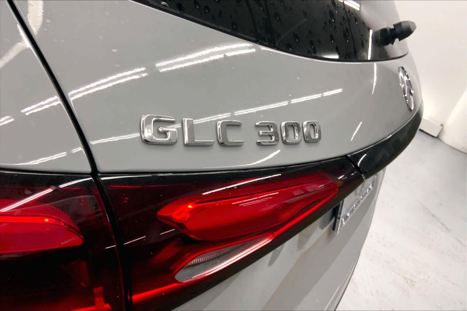 2026 Mercedes-Benz GLC 300 SUV