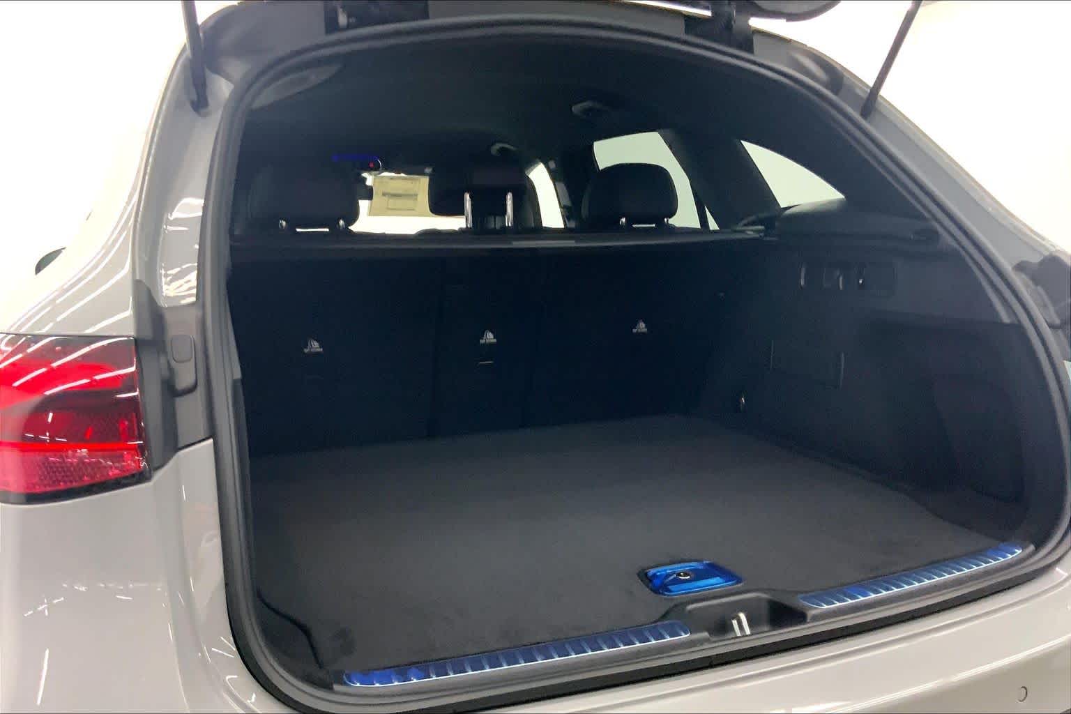 2026 Mercedes-Benz GLC 300 SUV