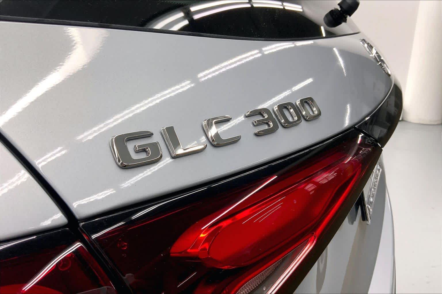 2026 Mercedes-Benz GLC 300 SUV